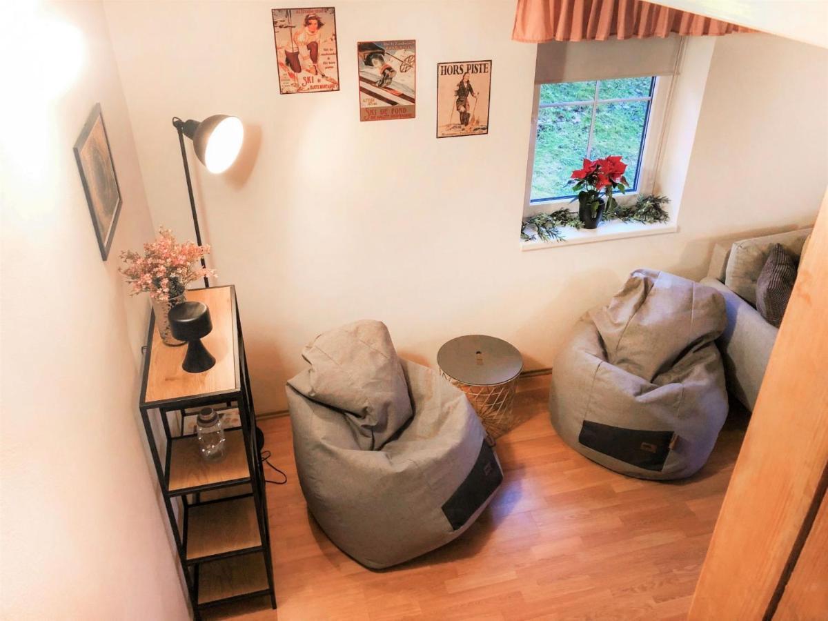 Holiday Home Holiday Hill 67 By Interhome Cista  ภายนอก รูปภาพ